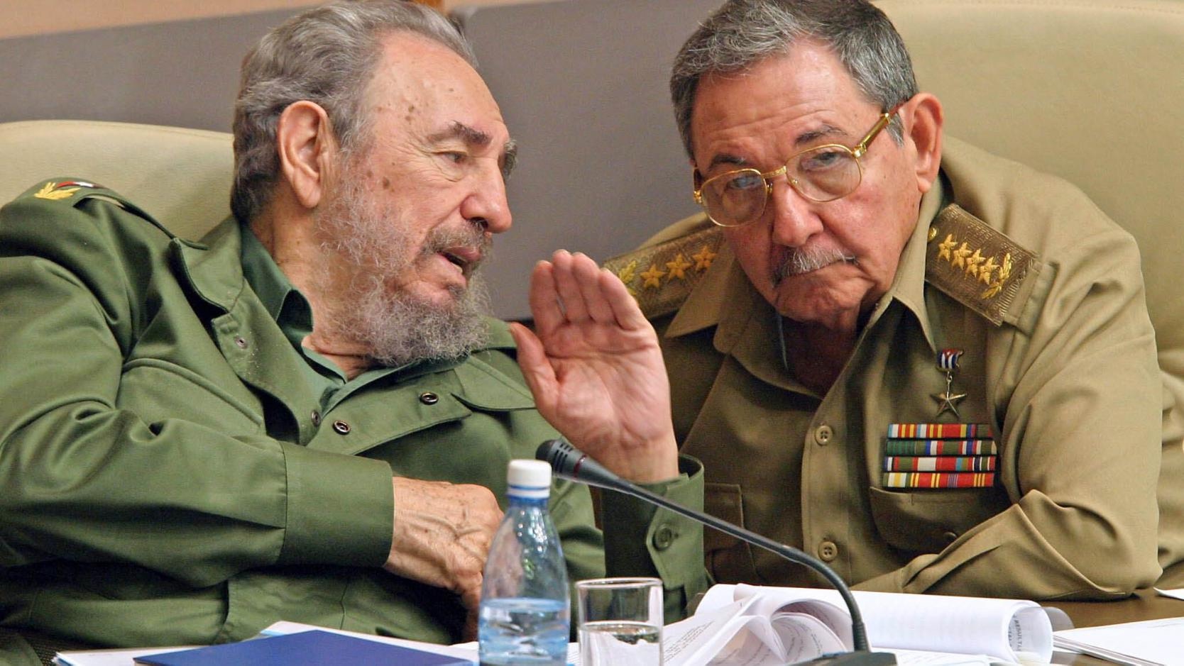 castro.fidel.raoul.jpg