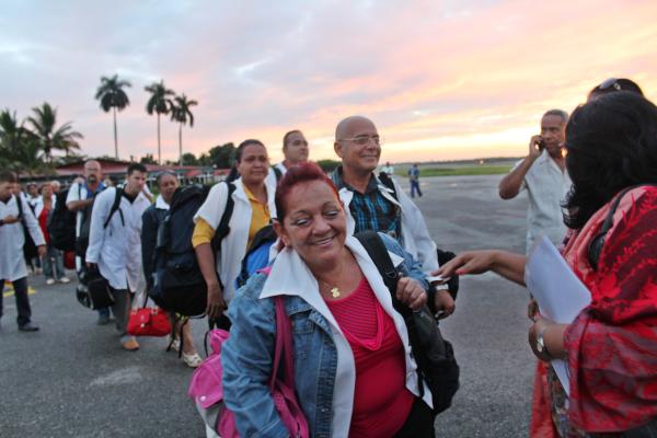 dominique.medicins.cubains.jpg