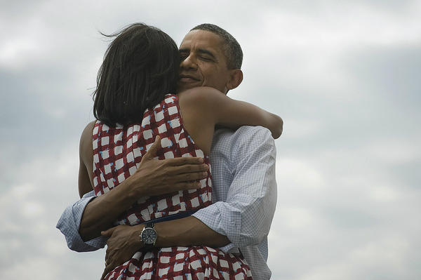 obama.michelle.robe.jpg