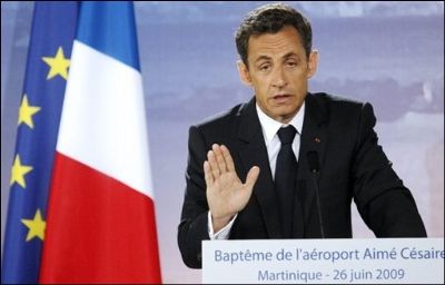 sarkoaeroport.jpg